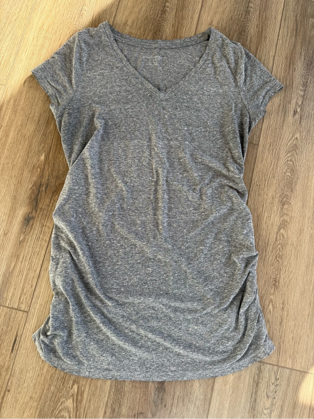 women’s gray Liz Lange Maternity shirt - M